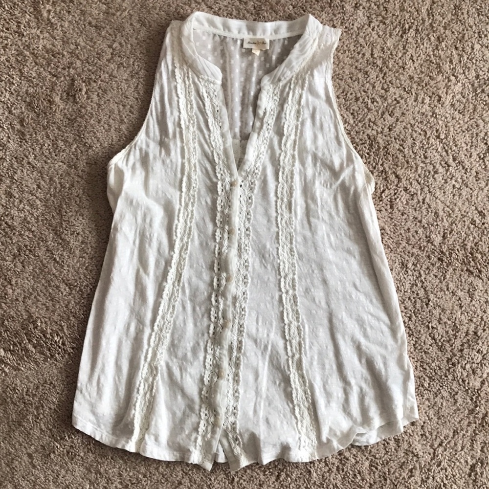 Anthropologie Meadow Rue button front tank